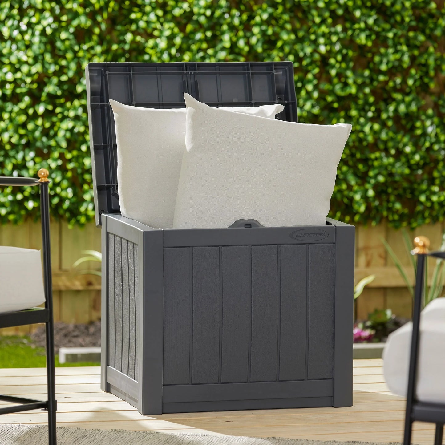 22 Gal Outdoor Patio Small Deck Box with Storage Seat, Cyberspace