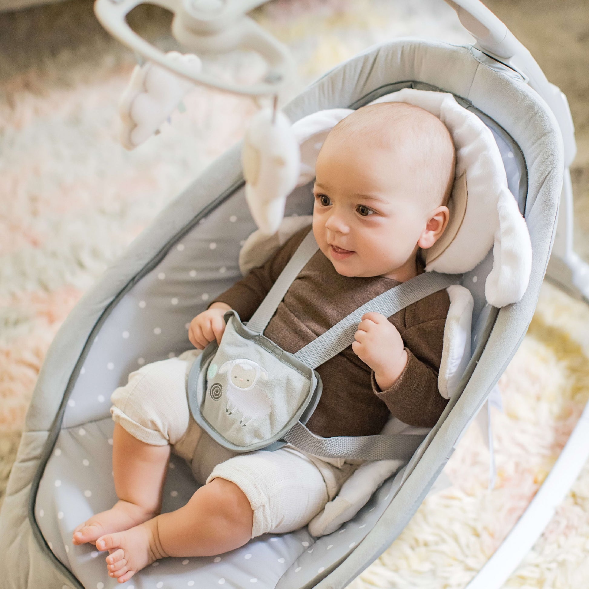 Infant to Toddler Rocker & Foldable Baby Bouncer Seat - Cuddle Lamb (Unisex)