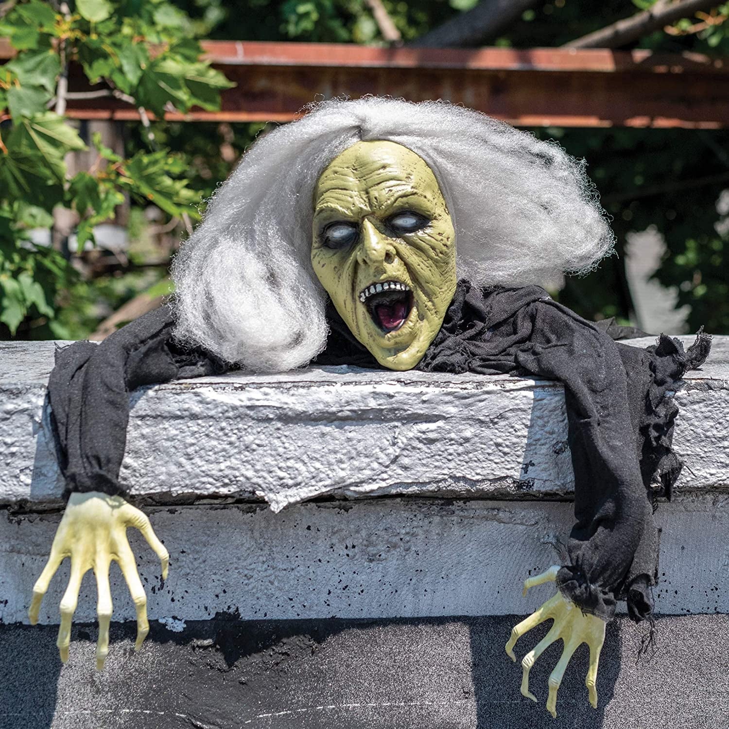 Halloween Gray Haired Zombie Skull with Posable Skeletal Hands Halloween Decoration Prop | Halloween Groundbreaking Zombie, Halloween Lawn Decorations
